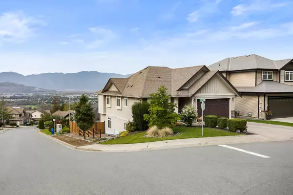 5695 KESTREL DR, Chilliwack, BC V2R 0E7