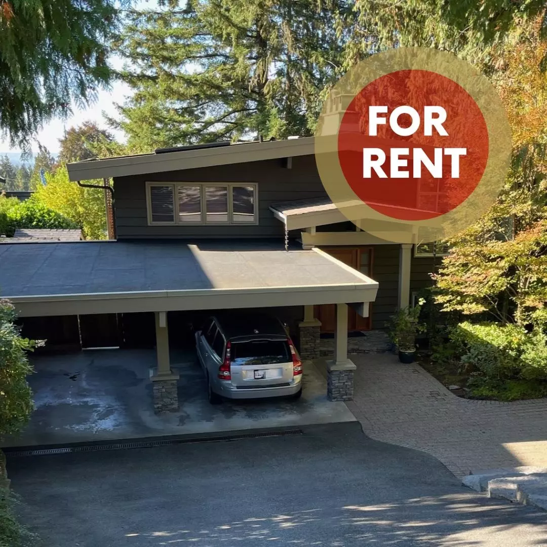 North Vancouver, BC V7R 2G4,771 MONTROYAL BLVD