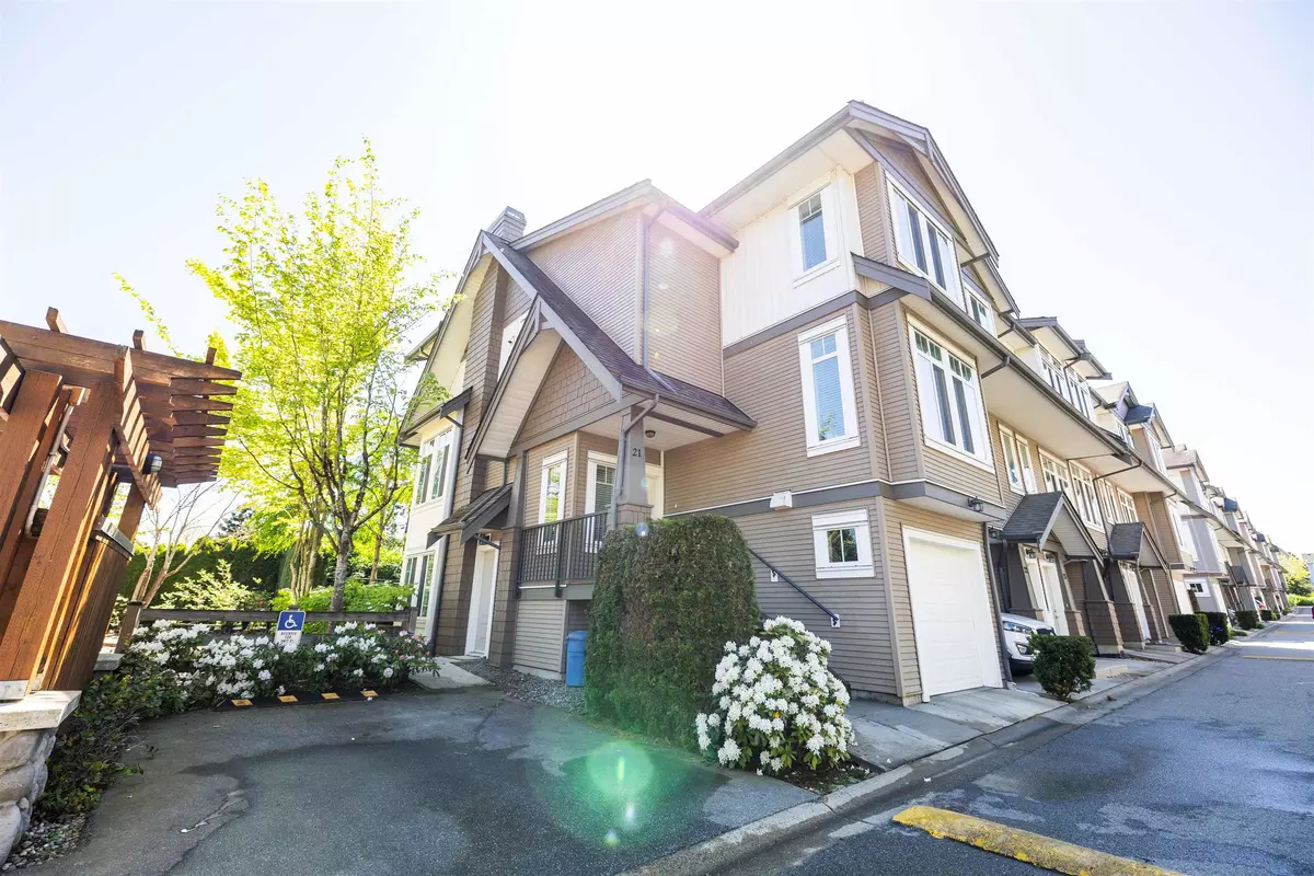 Langley, BC V2Y 0J7,8250 209B ST #21