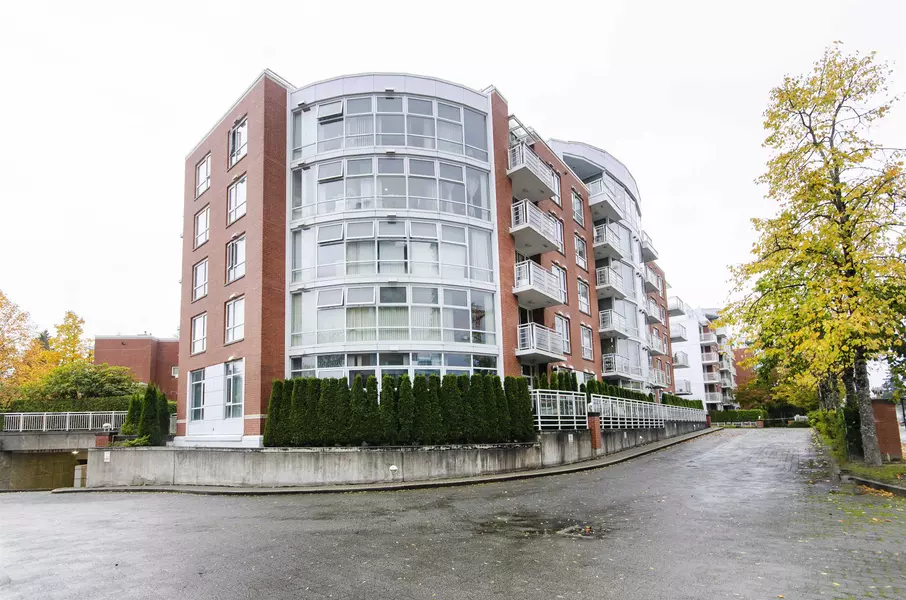 688 FAIRCHILD RD #204, Vancouver, BC V5Z 4P7