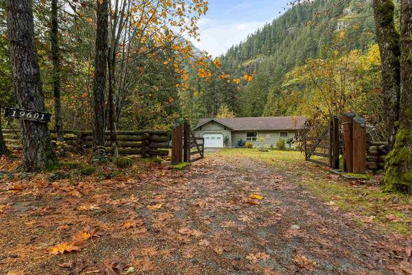 19601 SILVER SKAGIT RD, Hope, BC V0X 1L2