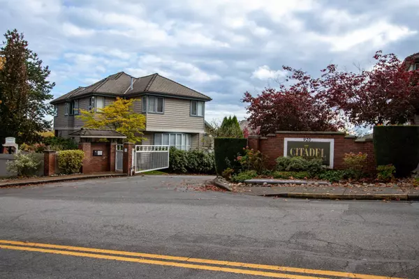 Port Coquitlam, BC V3C 5X8,920 CITADEL DR #19