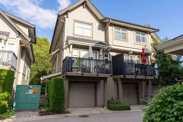 North Vancouver, BC V7J 0A5,685 PREMIER ST