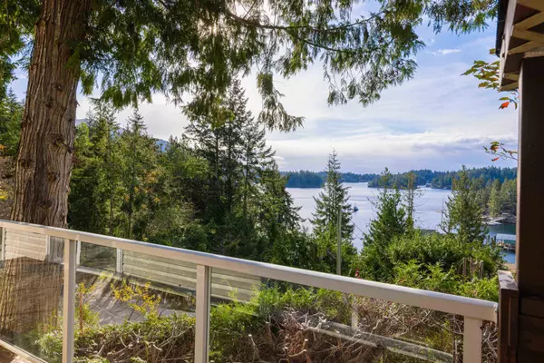 Garden Bay, BC V0N 1S1,4799 SINCLAIR BAY RD