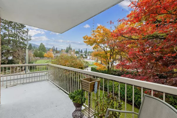 West Vancouver, BC V7T 1H6,1390 DUCHESS AVE #203