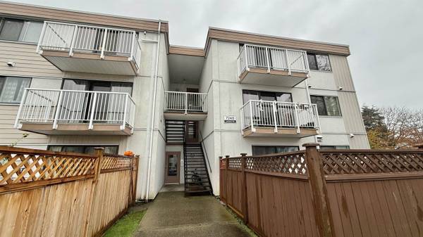 7240 LINDSAY RD #315, Richmond, BC V7C 3M6