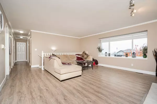 Mission, BC V2V 7B3,8352 MELBURN CT