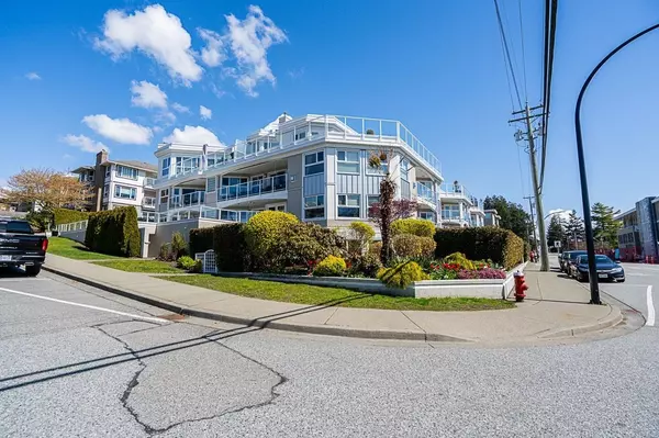 White Rock, BC V4B 1Y7,15367 BUENA VISTA AVE #203