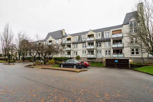 Coquitlam, BC V3K 6S9,98 LAVAL ST #101