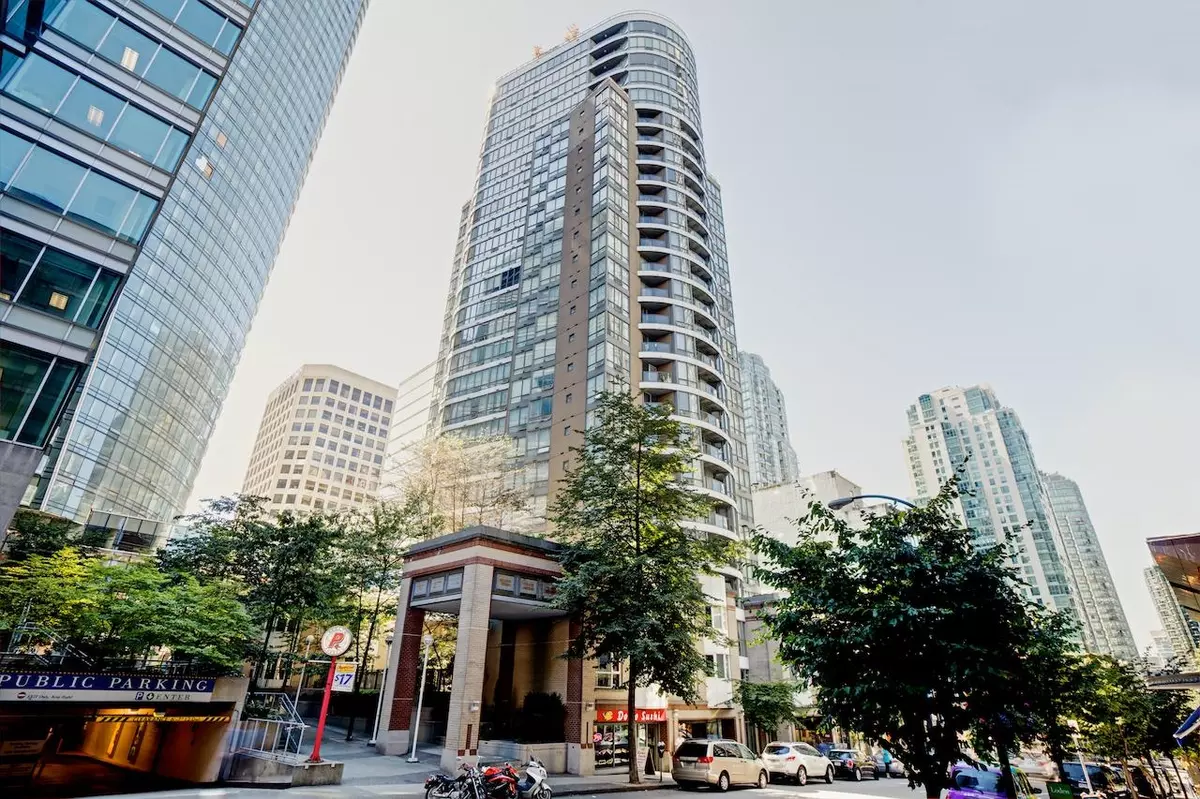 Vancouver, BC V6E 4P5,1166 MELVILLE ST #1801