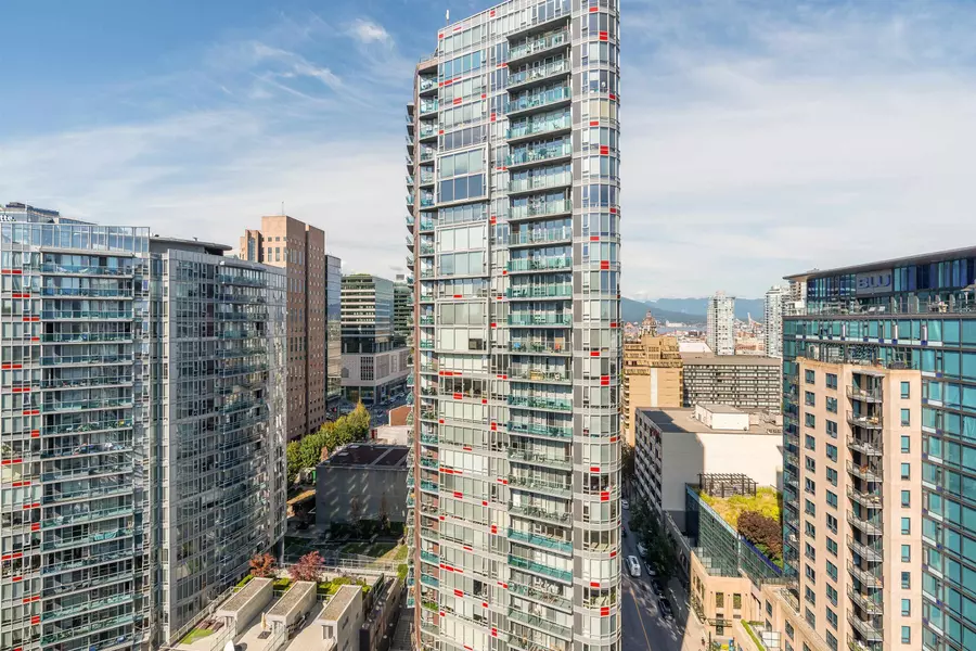 821 CAMBIE ST #1904, Vancouver, BC V6B 0E3