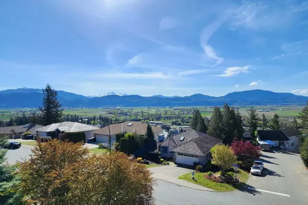 Abbotsford, BC V3G 1G2,35790 CANTERBURY AVE