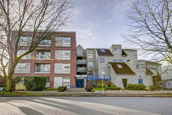 1990 E KENT AVENUE SOUTH #311, Vancouver, BC V5P 4X5