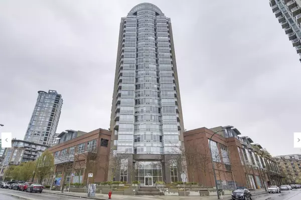 63 KEEFER PL #2006, Vancouver, BC V6B 6N6