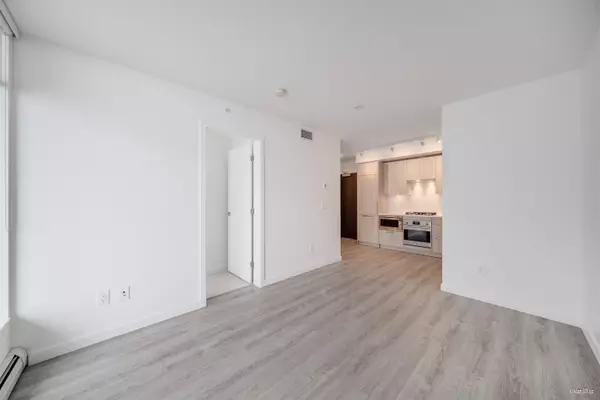 13350 CENTRAL AVE #1114, Surrey, BC V3T 0S1