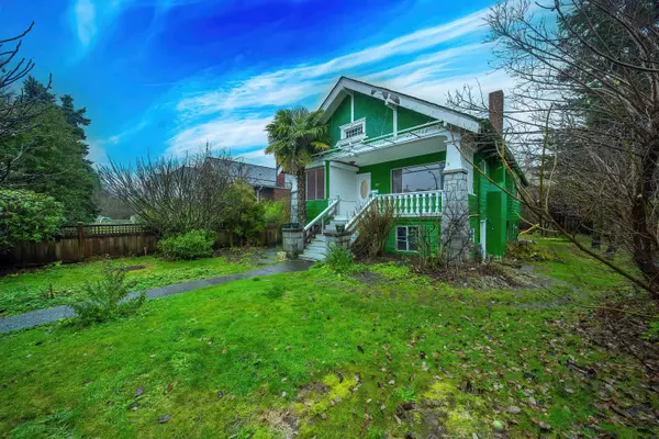 Vancouver, BC V6K 1T8,3045 5TH AVE