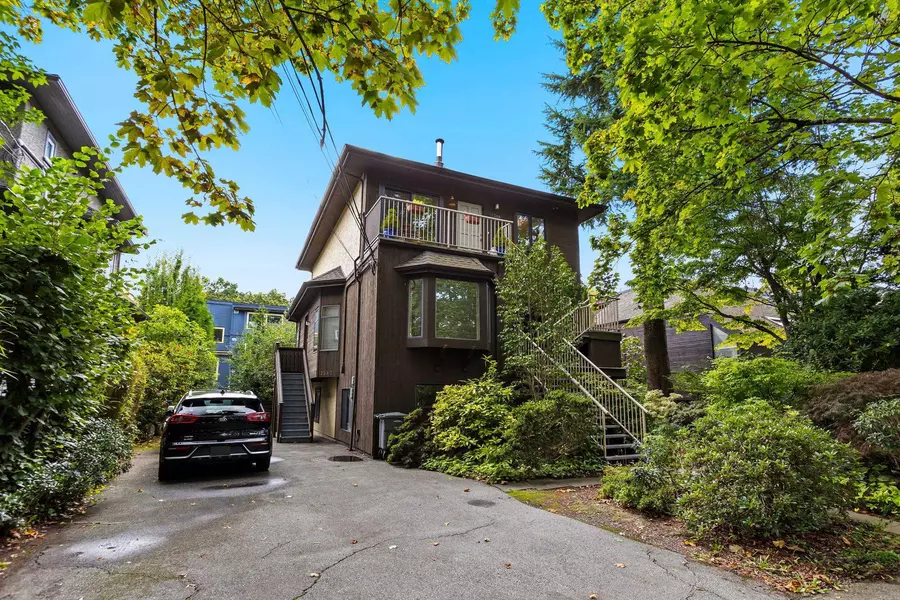 2318 W 6TH AVE, Vancouver, BC V6K 1V9