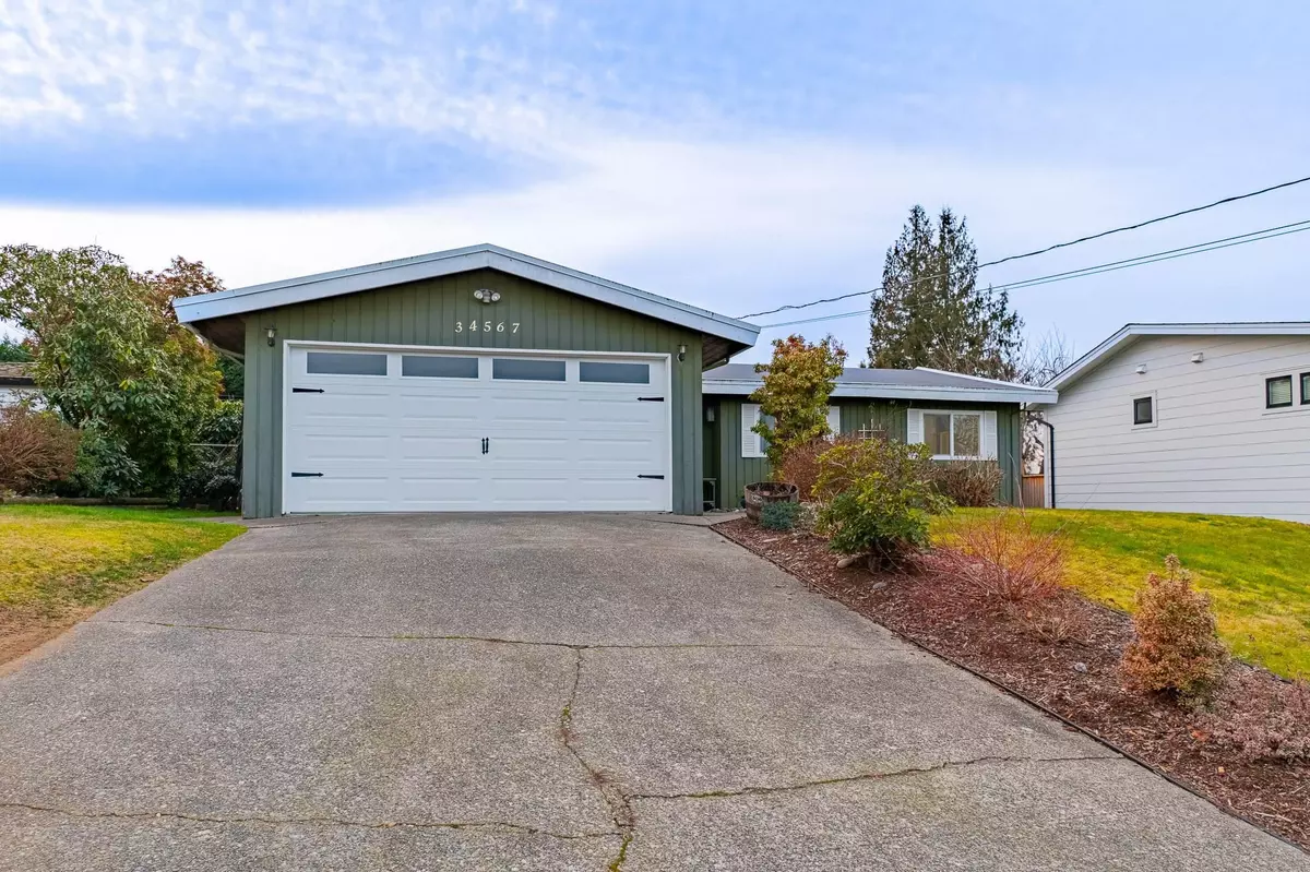 Abbotsford, BC V2S 5B3,34567 HURST CRES