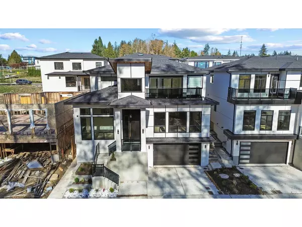 16639 18TH AVE, Surrey, BC V3Z 9X5