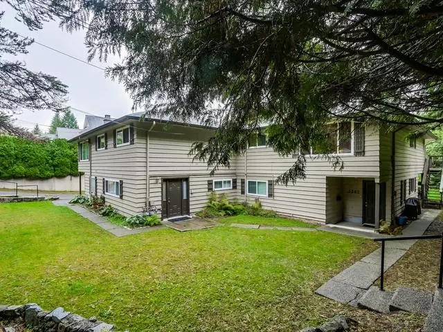 Port Moody, BC V3H 2K5,3360 HENRY ST