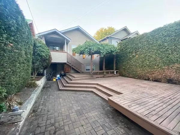 Vancouver, BC V6K 2R5,3058 W 12TH AVE