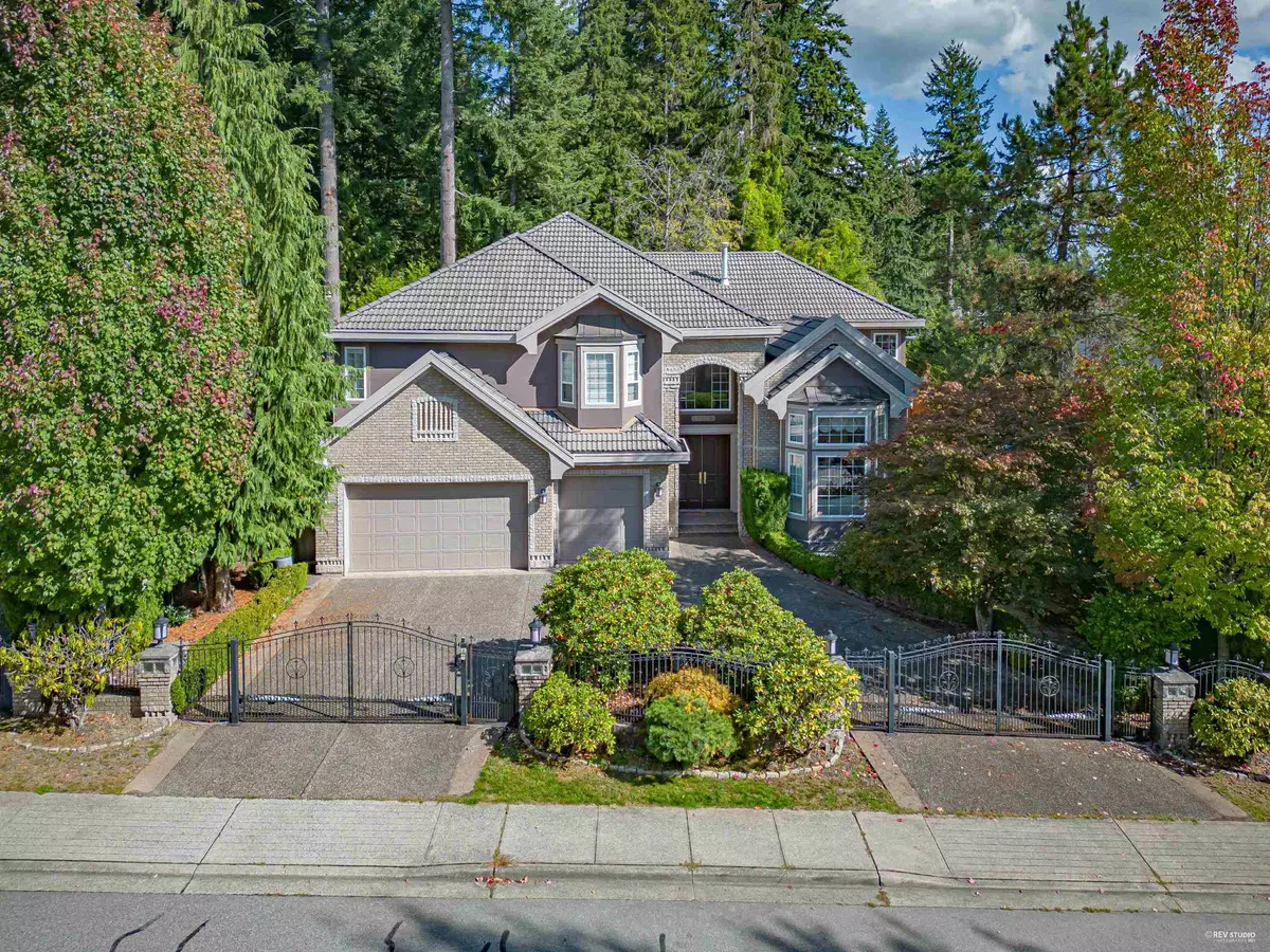 Coquitlam, BC V3E 3C9,1729 HAMPTON DR