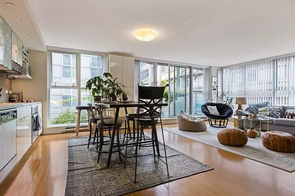 168 POWELL ST #501, Vancouver, BC V6A 0B2