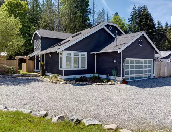 Halfmoon Bay, BC V7Z 1A3,7843 EAGLE DR