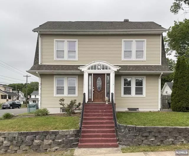 63 King Street, Haledon, NJ 07508