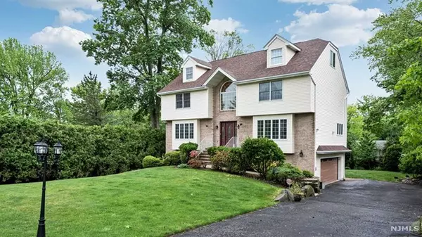 27 Dubois Avenue, Alpine, NJ 07620