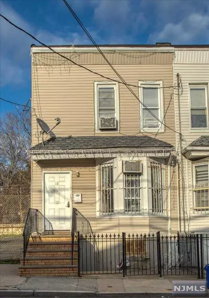 18 Wright Street, Newark, NJ 07114