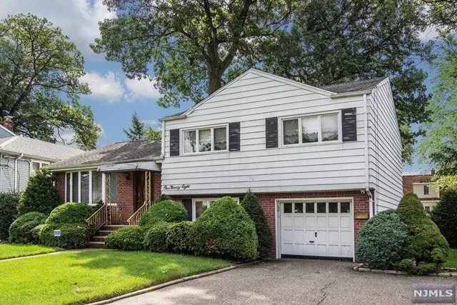 198 Elmwood Drive, Elmwood Park, NJ 07407