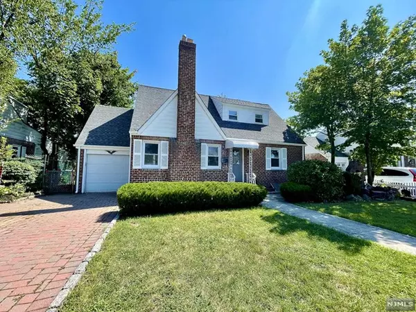 49 Fair Lawn Parkway, Fair Lawn, NJ 07410