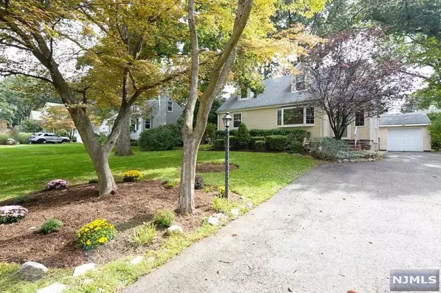 538 Lafayette Avenue, Wyckoff, NJ 07481