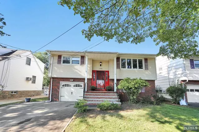 1396 Gustav Avenue, Union, NJ 07083