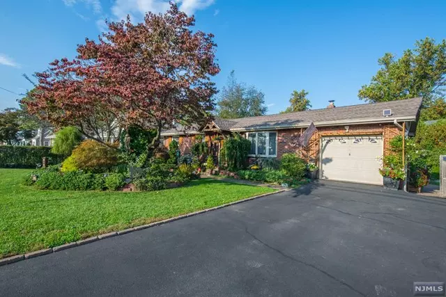 419 Hamburg Turnpike, Pompton Lakes, NJ 07442