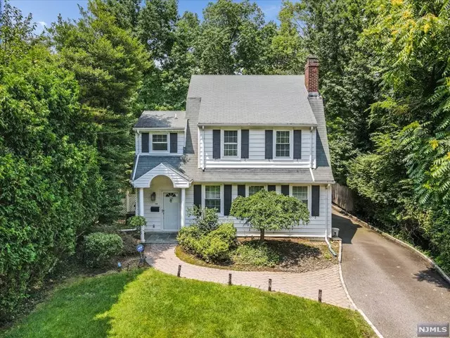 79 Park Street, Tenafly, NJ 07670