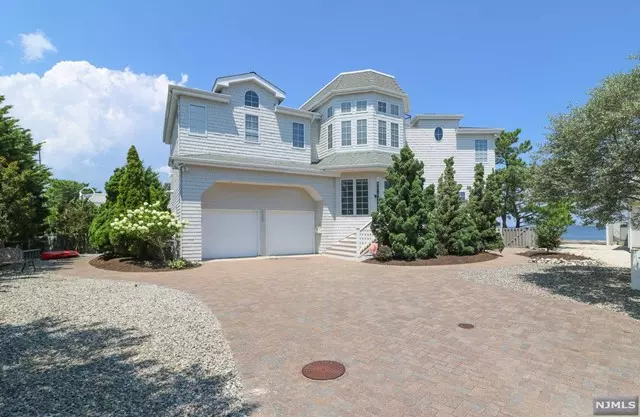 6808 Suffolk Place, Harvey Cedars, NJ 08008