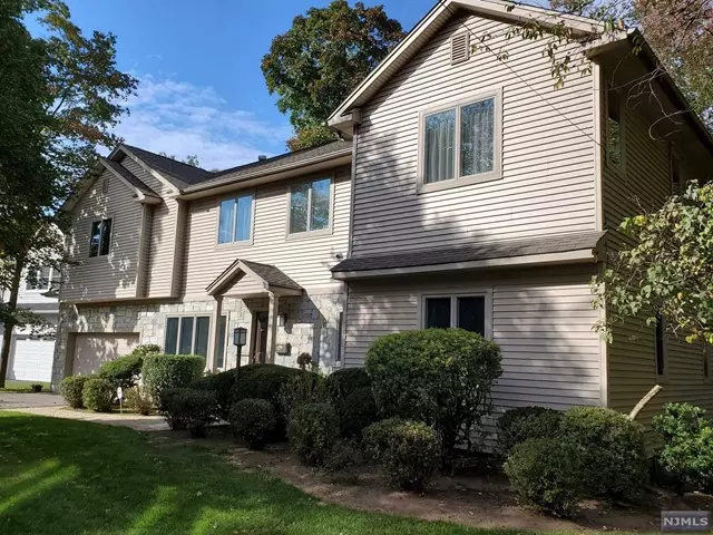 105 High Street, Closter, NJ 07624