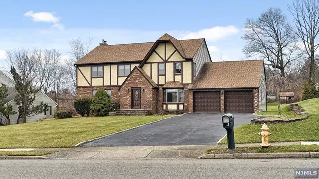 143 French Hill Road, Wayne, NJ 07470