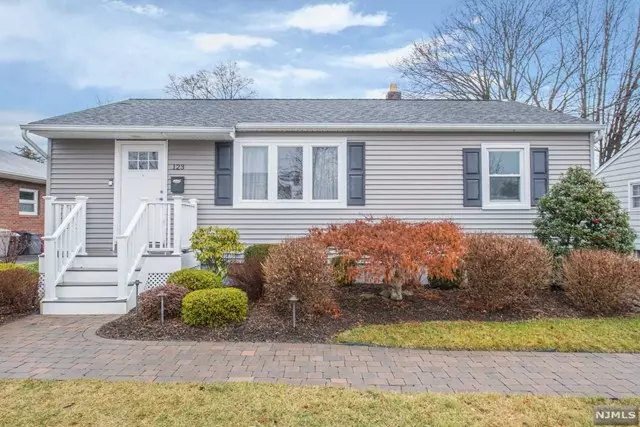 123 Pine Street, Pompton Lakes, NJ 07442