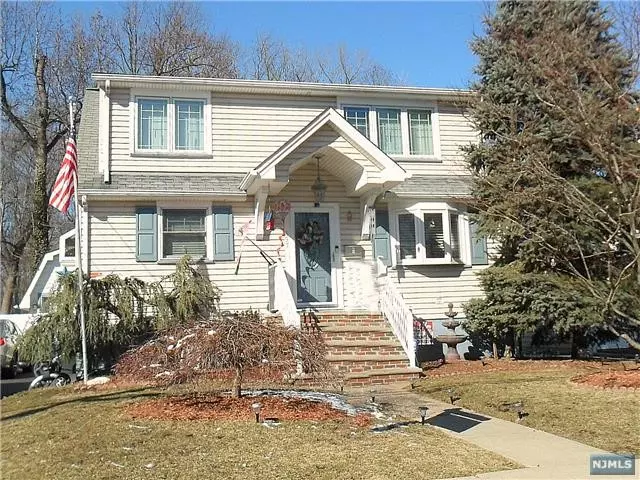 697 Briarcliff Avenue, Maywood, NJ 07607