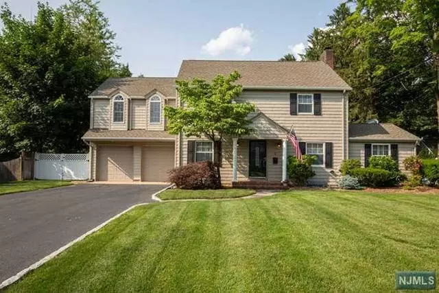 Woodcliff Lake, NJ 07677,5 Lakeview Terrace