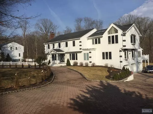 516 West Saddle River Road, Upper Saddle River, NJ 07458