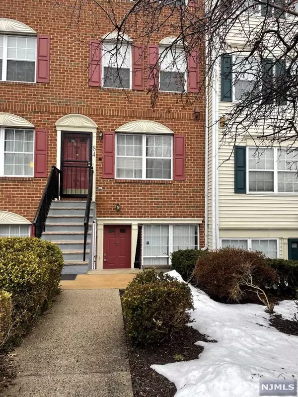 83 Vaughan Drive, Newark, NJ 07103