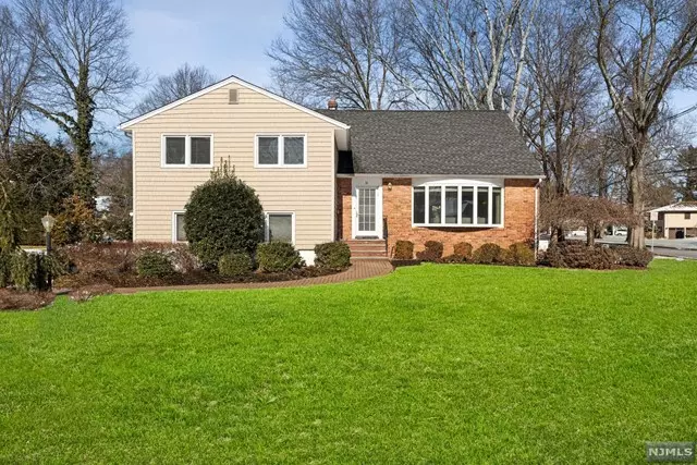 Livingston, NJ 07039,38 Shadowlawn Drive