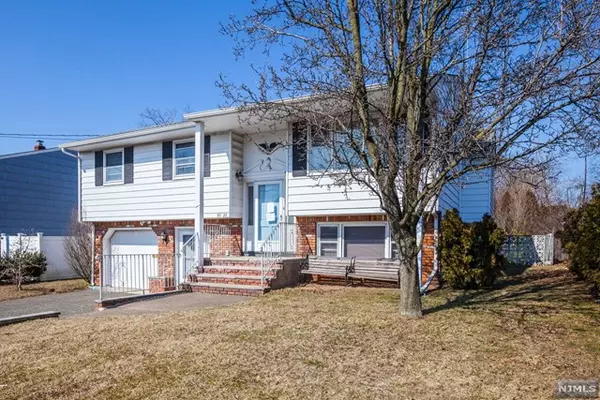 Fair Lawn, NJ 07410,39-29 Morlot Avenue