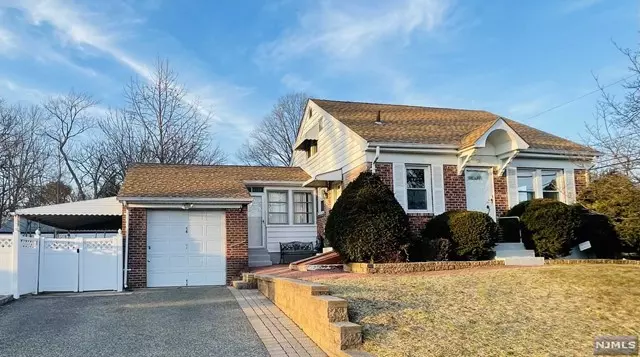 Dumont, NJ 07628,56 Sherwood Road