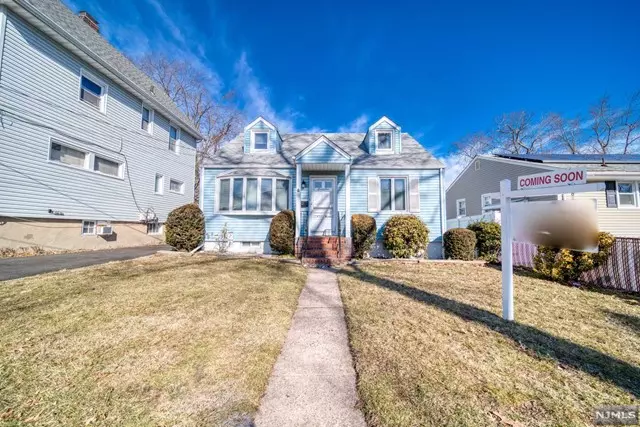 81 Westside Avenue, Bergenfield, NJ 07621