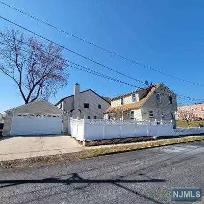 Lyndhurst, NJ 07071,524 Weart Avenue